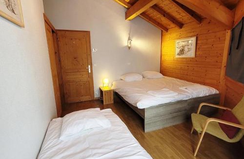 Les Gets Chalet De Esquí | Chalet lumineux 3* proche lac et pistes, calme, 80m VTT/ski, 2 parkings, WiFi, équipé pour 10 pers. - FR-1-598-87