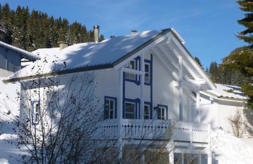 Flaine Chalet De Esquí | Chalet lumineux avec poêle à bois, WIFI gratuit, garage – 3 chambres, 2 sdb, terrasse sud, Hameau de Flaine - FR-1-425-117