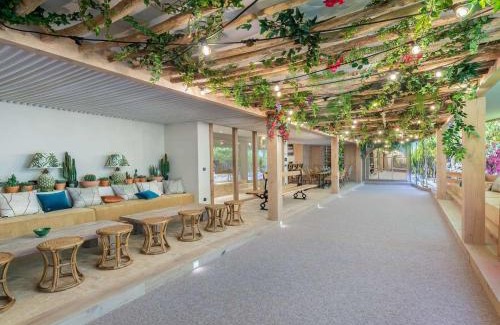 Courchevel Chalet De Esquí | Chalet luxueux à Courchevel avec piscine, cinéma, salle de sport et service complet - FR-1-562-71
