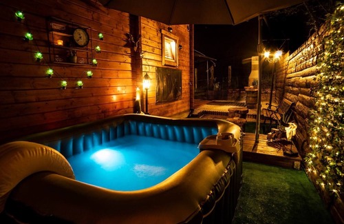 Novalaise Chalet De Esquí | CHALET *** - LUXURY & SPA - Lac d'Aiguebelette *WYOMING LODGE*