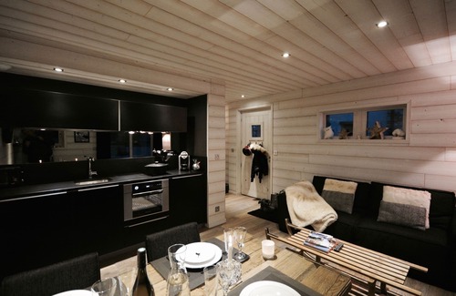 Superbolquere Chalet De Esquí | Chalet-Minkar-De Lujo-Habitación con desagüe-Vista a la Montana