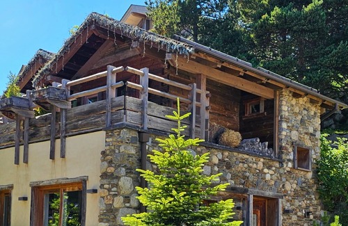 Superbolquere Chalet De Esquí | Chalet-Mintaka-De Lujo-Habitación con desagüe-Vista a la Montana