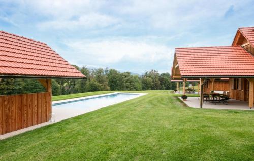 Rassach Casa | Chalet Mit Gemeinsamen Pool