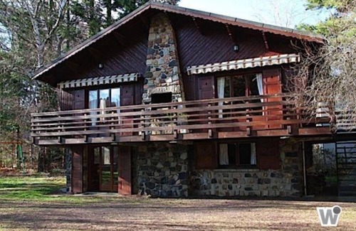 Jassat Chalet De Esquí | La cabina de alce en el lago en el corazón de los volcanes de Auvernia