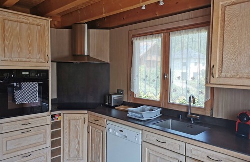 Lathuile Chalet De Esquí | Chalet near Lake Annecy