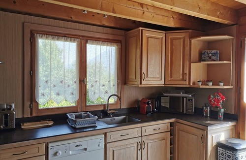 Lathuile Chalet De Esquí | Chalet near Lake Annecy