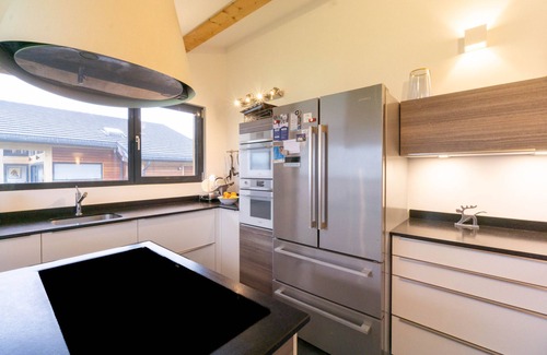 Nancroit Chalet De Esquí | Chalet 'Olbios' con vistas a la montaña, terraza compartida y Wi-Fi