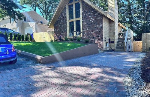 Providence Casa | Chalet on the Hill 5 minutes from downtown