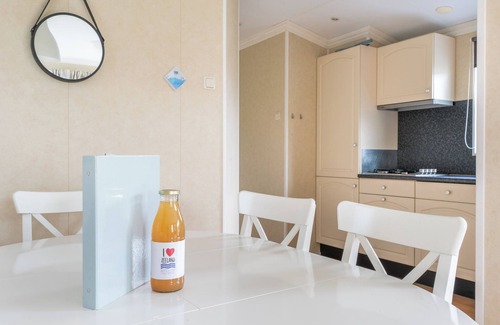 Baarland Chalet De Esquí | Chalet op Vakantiepark in Baarland