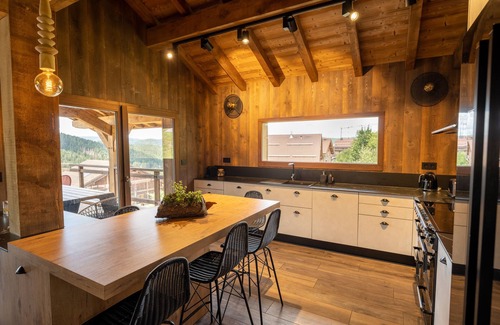 Gerardmer Chalet De Esquí | Chalet Perle Noire, vista al lago Gerardmer orientada al sur, al pie de las pistas, sauna, jacuzzi