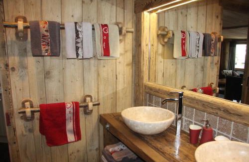 Les Brevieres Apartamento | Chalet Pomme de Pin