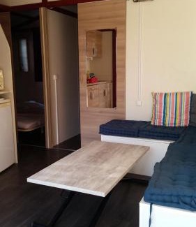 Casteljaloux Chalet De Esquí | CHALET PROCHE DE TOUTES COMMODITES PARKING GRATUIT