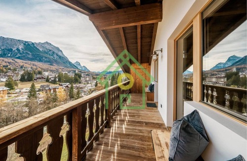 Cortina d'Ampezzo Apartamento | Chalet Ronco-Direct bookings Dolomiti Skyline