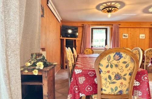 Vermiglio Chalet De Esquí | Chalet Rustico Bertolini per Gruppi!