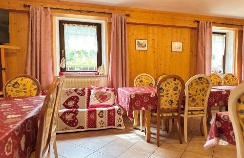 Vermiglio Chalet De Esquí | Chalet Rustico Bertolini per Gruppi!