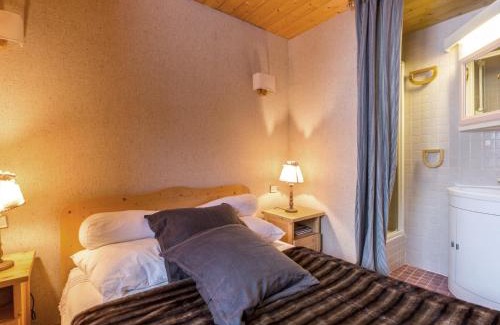 Val-d'Isere Chalet De Esquí | Chalet rustique chaleureux avec cheminée à Val-d'Isère - FR-1-694-219