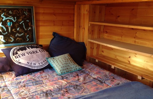 Santa Susanna Chalet De Esquí | ART & SPA - APARTAMENTOS PISTACHO EN LA MONTAÑA DUPLEX CON VISTAS AL MAR -