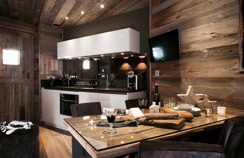 Superbolquere Chalet De Esquí | Chalet-Shishimai-De Lujo-Habitación con desagüe-Vista a la Montana