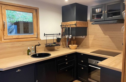 La Bresse Chalet De Esquí | Chalet sleeps 4-5. Comfort & Rustic!