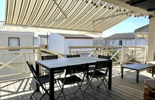 Gruissan Plage Chalet De Esquí | Chalet spacieux à 200m de la plage avec terrasse et parking – 8 couchages - FR-1-784-21