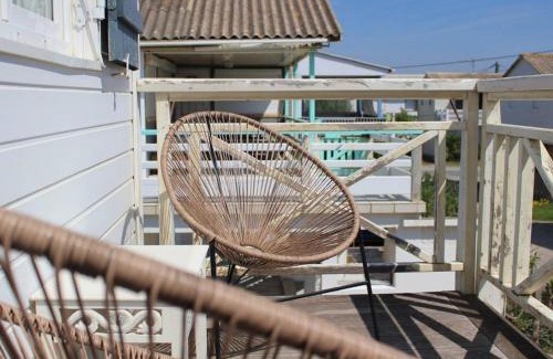 Gruissan Plage Chalet De Esquí | Chalet spacieux à 200m de la plage avec terrasse et parking – 8 couchages - FR-1-784-21