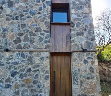 Yocsina Chalet De Esquí | Chalet - Stone Cabin