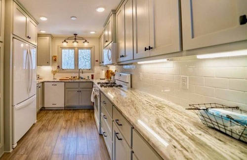 Pequot Lakes Casa | Chalet-Style Architectural Home on Star Lake - Crosslake
