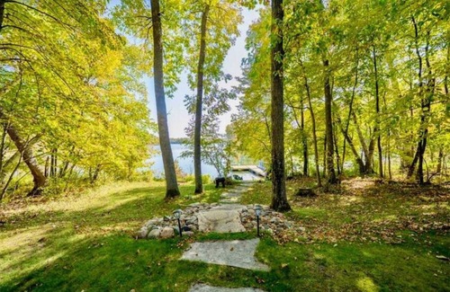 Pequot Lakes Casa | Chalet-Style Architectural Home on Star Lake - Crosslake