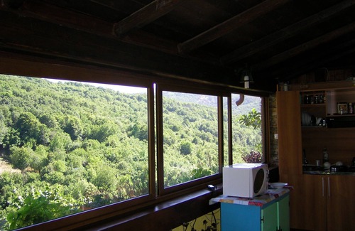 Aritzo Chalet De Esquí | Su Foxile Chalet con barbacoa y piscina se ofrece del 21 al 24 de agosto.