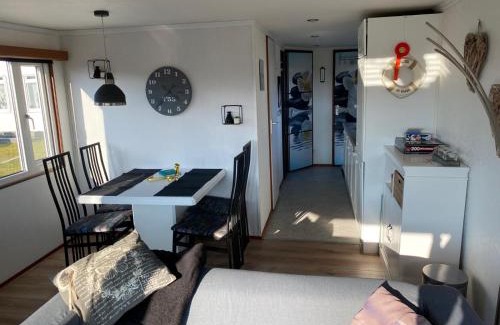 Buren Chalet De Esquí | Chalet T12 op Ameland inclusief Fietsen, Zee en Strand op loopafstand!