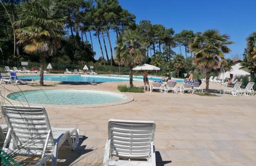 Ondres Chalet De Esquí | Chalet T3 Nature Piscine Tennis