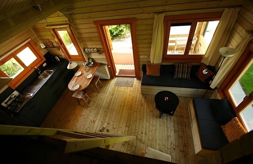 Zoutkamp Chalet De Esquí | Chalet the Kingfisher on small nature campsite 't Ol Gat
