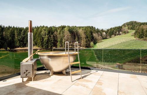Eibiswald Casa | Chalet "Troadkostn" mit finnischer Panoramasauna & Edelstahl Hot Tub