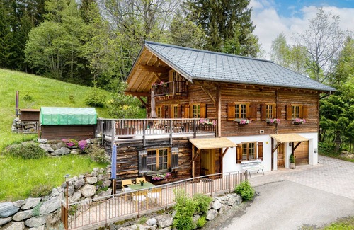 Buerserberg Apartamento | Chalet Tschengla in B Rserberg