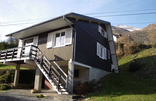 Laruns Chalet De Esquí | Chalet vallée d'Ossau (64) 5mn walk from Laruns village center - 8 people