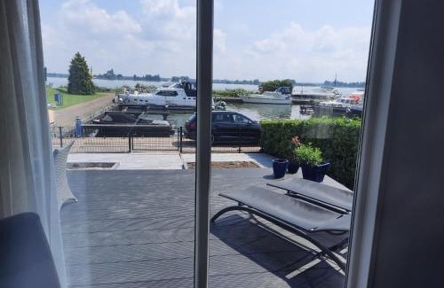Biddinghuizen Chalet De Esquí | Chalet Veluwemeerzicht Elburg