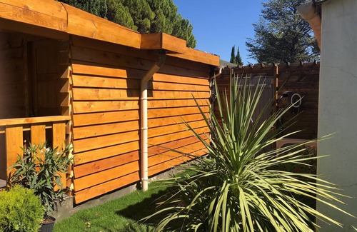 Camaret-sur-Aigues Chalet De Esquí | Chalet VIP mit Privatem Jacuzzi und Garten
