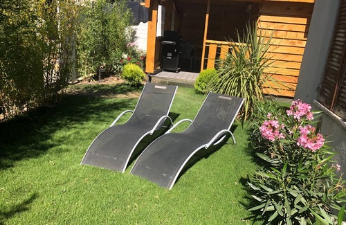 Camaret-sur-Aigues Chalet De Esquí | Chalet VIP mit Privatem Jacuzzi und Garten