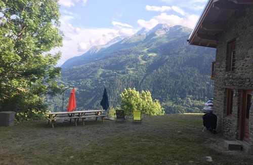 Montvalezan Chalet De Esquí | Chalet vue Imprenable