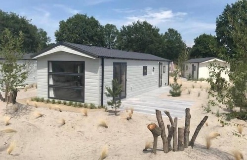 Biddinghuizen Casa | Chalet with 2 bedrooms and a terrace