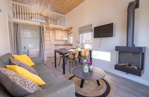 Biddinghuizen Casa | Chalet with 2 bedrooms and a terrace