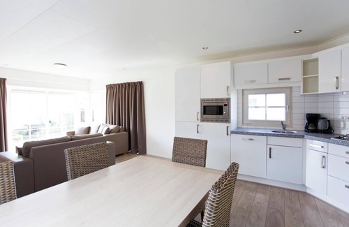 Breskens Casa | Chalet with 2 bedrooms and a terrace