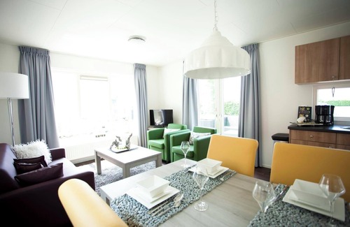 Breskens Casa | Chalet with 2 bedrooms and a terrace