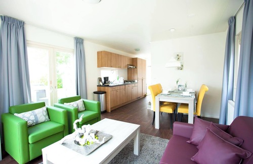 Breskens Casa | Chalet with 2 bedrooms and a terrace