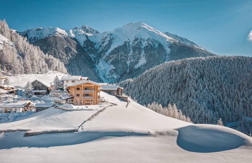 Niederthai Chalet De Esquí | Chalet with bedrooms, spa and skipass in Niederthai