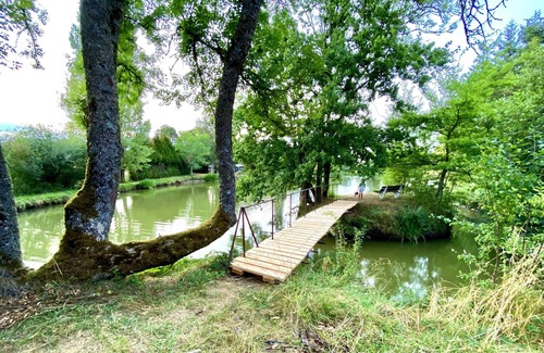 Brazey-en-Morvan Chalet De Esquí | Chalet de 60m2 con lago privado, 4/6 personas con pesca NOKILL gratis