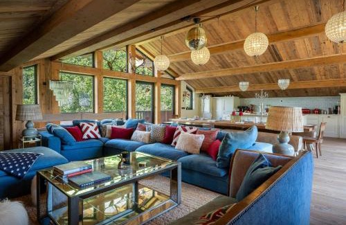 Seez Chalet De Esquí | Chalet Wonderland - OVO Network