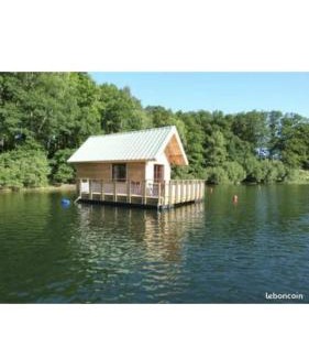 Saint-Gerons Casa | Chalets flottants lac saint Étienne Cantales