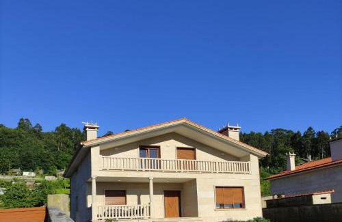 Meis Casa | Chalets Tito Gómez Meis