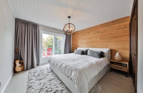 Saint Donat Chalet De Esquí | Chalex de Luxe Situé sur un Lac, Près des Pistes de ski